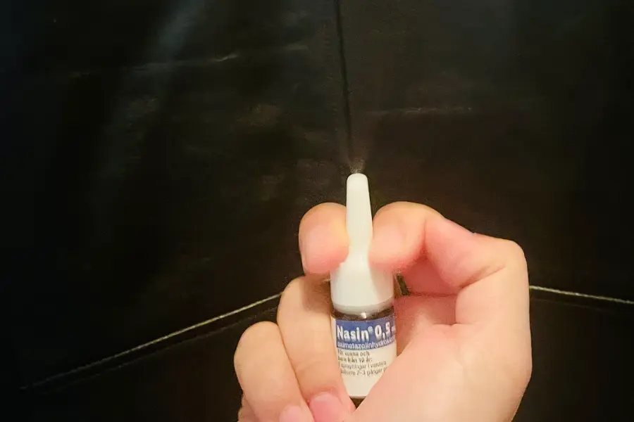 Nasin nässpray som sprayar